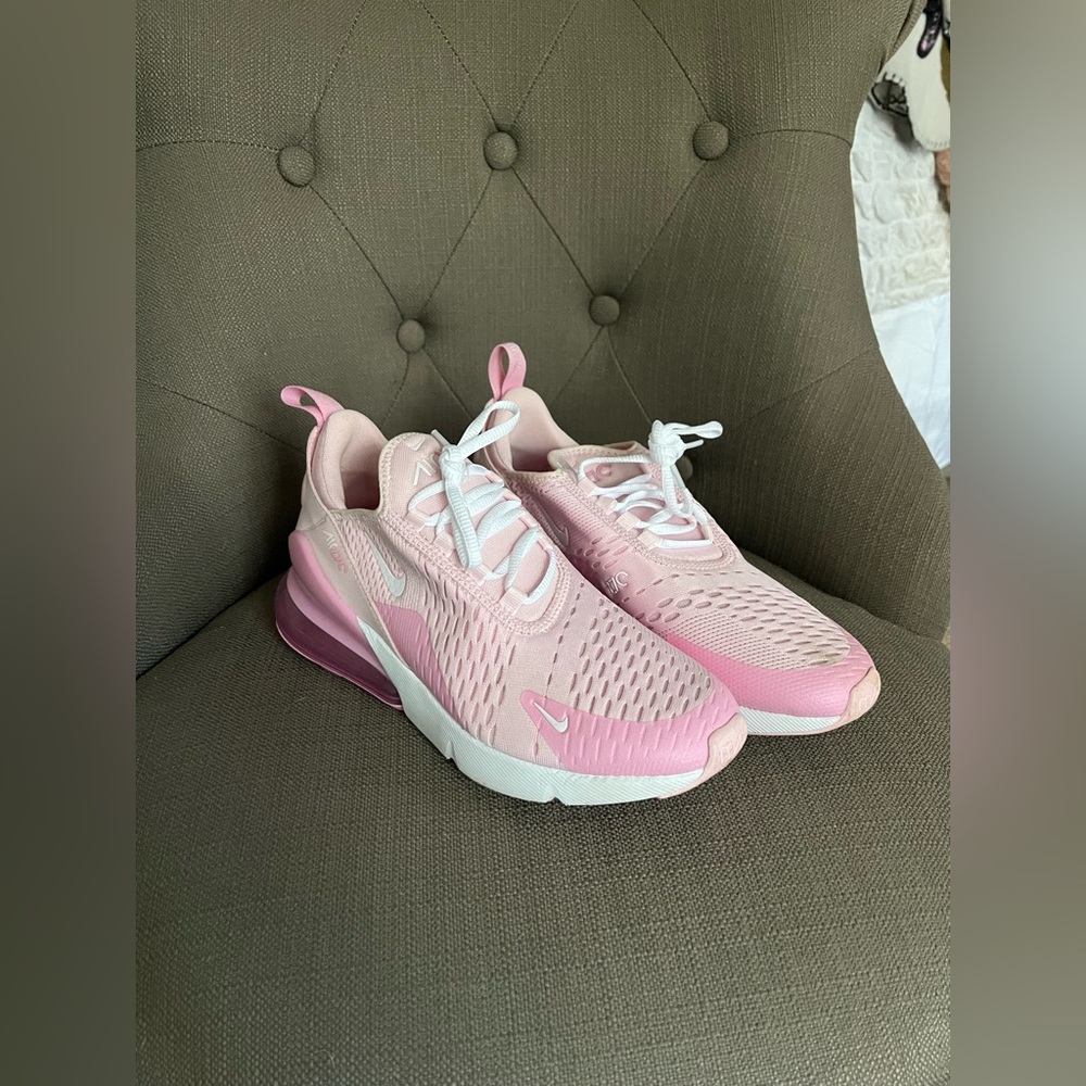 Nike Air Max 270